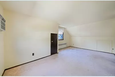 95 Horton Drive, Huntington Station, NY 11746 - Photo 17