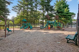 443 Genesee Ct, Suffern, NY 10901 - Photo 25