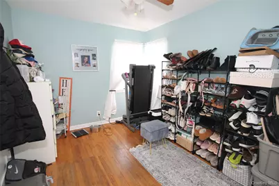 180 Stone Street, Elmont, NY 11003 - Photo 11