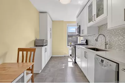 2 Windsor Terrace #6H, White Plains, NY 10601 - Photo 9