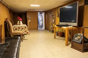 219-08 118th Ave, Cambria Heights, NY 11411 - Photo 17