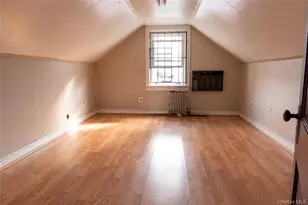 219-08 118th Ave, Cambria Heights, NY 11411 - Photo 9