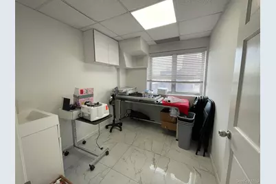 41-42 College Point Boulevard #2A, Flushing, NY 11355 - Photo 7