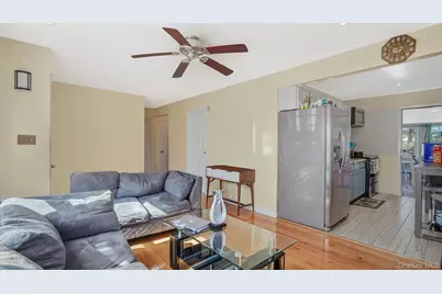 22 Somerset Road N, Amityville, NY 11701 - Photo 13