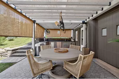 3 Beacon Hill Road, Port Washington, NY 11050 - Photo 37