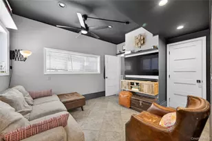 3 Beacon Hill Rd, Port Washington, NY 11050 - Photo 17