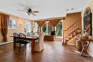 99 Shirley Ct, Smithtown, NY 11787 - Photo 19