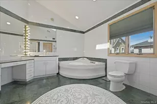 28-14 216th St, Bayside, NY 11360 - Photo 19