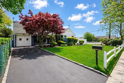 1221 Wantagh Oaks Gate, Wantagh, NY 11793 - Photo 1