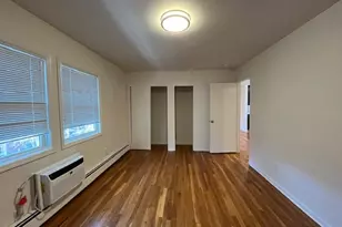 100 Manhasset Ave, Port Washington, NY 11050 - Photo 9