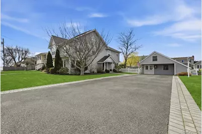 114 Araca Road, Babylon, NY 11702 - Photo 3