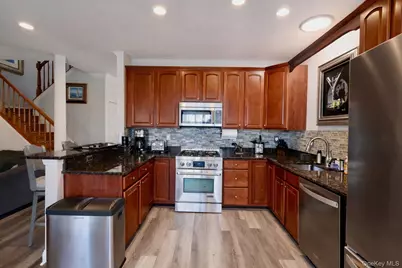 16 Webster Court, Monroe, NY 10950 - Photo 5