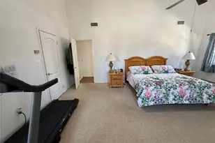 87 N Howell Ave, Centereach, NY 11720 - Photo 9