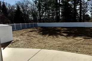 87 N Howell Ave, Centereach, NY 11720 - Photo 17