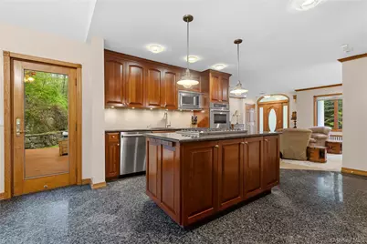 493 Chappaqua Road, Briarcliff Manor, NY 10510 - Photo 9
