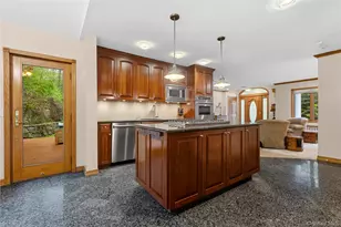 493 Chappaqua Rd, Briarcliff Manor, NY 10510 - Photo 9
