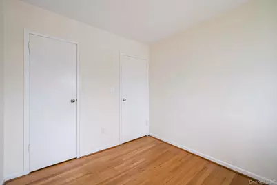 70 Boulevard Avenue, West Islip, NY 11795 - Photo 23