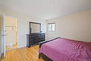 70 Boulevard Ave, West Islip, NY 11795 - Photo 17