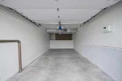 70 Boulevard Avenue, West Islip, NY 11795 - Photo 35