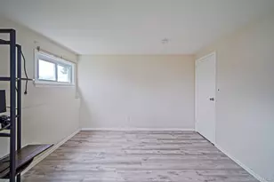 70 Boulevard Ave, West Islip, NY 11795 - Photo 31