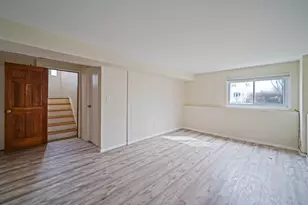 70 Boulevard Ave, West Islip, NY 11795 - Photo 25