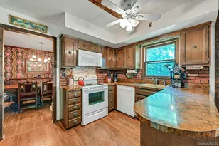 5 Catawba Dr, West Nyack, NY 10994 - Photo 11