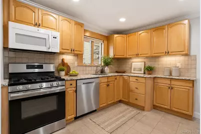 3 Ross Avenue, Nyack, NY 10960 - Photo 3