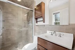 147 Norman Rd, New Rochelle, NY 10804 - Photo 11