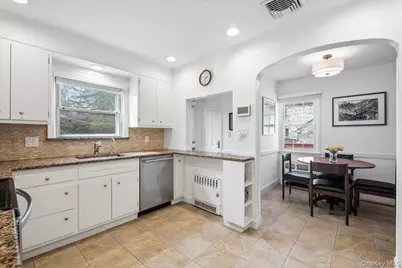 147 Norman Road, New Rochelle, NY 10804 - Photo 7