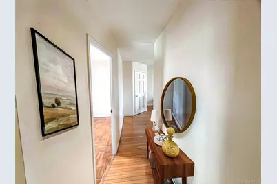 61-20 Grand Central Parkway #A901, Forest Hills, NY 11375 - Photo 5