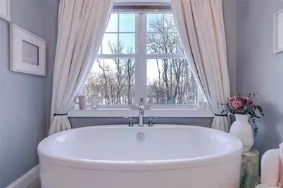 23 Swan Hollow, New Windsor, NY 12553 - Photo 15