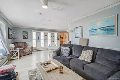 99 Rustic Avenue, Medford, NY 11763 - Photo 5