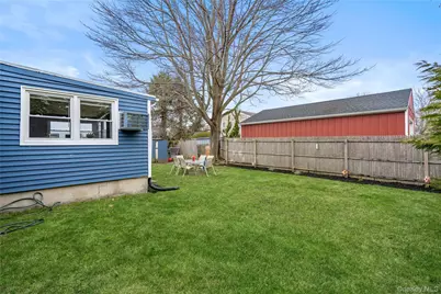 310 Candee Avenue, Sayville, NY 11782 - Photo 29