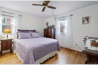 310 Candee Avenue, Sayville, NY 11782 - Photo 21