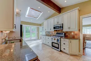 20 Cherry Ln, Syosset, NY 11791 - Photo 7