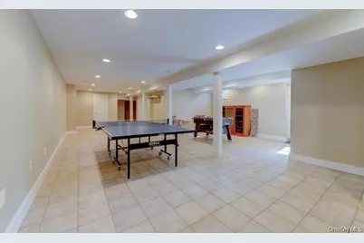 20 Cherry Lane, Syosset, NY 11791 - Photo 13