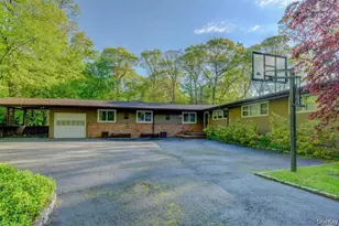 20 Cherry Ln, Syosset, NY 11791 - Photo 3