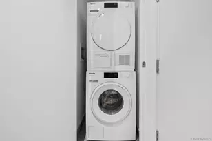 136-18 Maple Ave, Flushing, NY 11355 - Photo 21