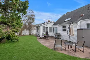 10 Thompson Dr, East Rockaway, NY 11518 - Photo 21