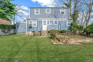 2492 6th Ave, East Meadow, NY 11554 - Photo 5