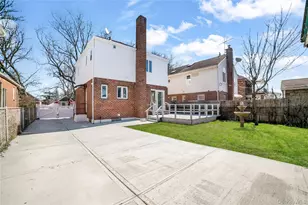 81-28 252nd St, Bellerose, NY 11426 - Photo 21