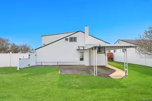 26 Terry St, Hicksville, NY 11801 - Photo 17