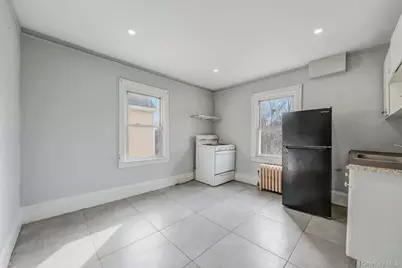 200 Princeton Street, Hempstead, NY 11550 - Photo 21