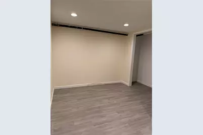 660 S 10th Street, New Hyde Park, NY 11040 - Photo 25