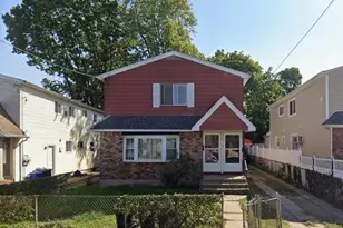 153-16 110th Rd, Jamaica, NY 11433 - Photo 17