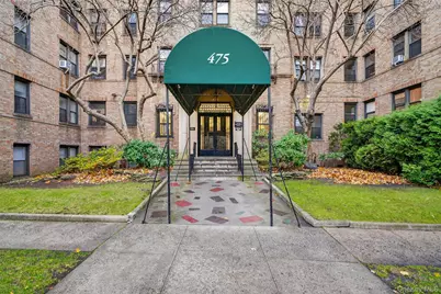 475 Bronx River Road #2D, Yonkers, NY 10704 - Photo 3