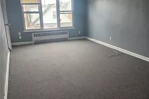 137-24 228th St, Springfield Gardens, NY 11413 - Photo 17