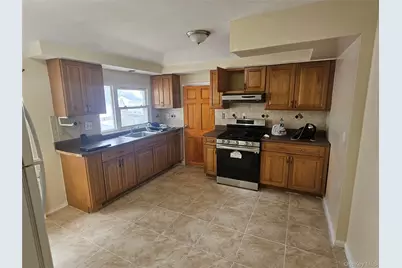 13724 228th Street, Springfield Gardens, NY 11413 - Photo 11