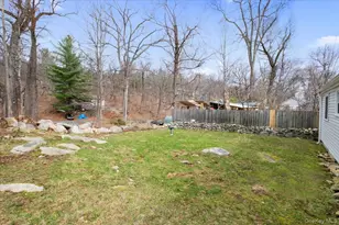 45 Laurel Rd, Lake Peekskill, NY 10537 - Photo 25