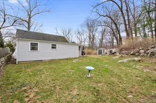 45 Laurel Rd, Lake Peekskill, NY 10537 - Photo 27